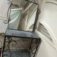 میز وآینه