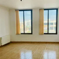 سه-خواب-شیک-لوکیشن-بی-نطیر-مسکونی-دفتر-کار