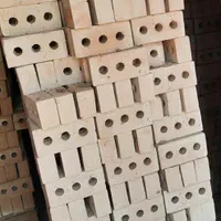 اجر سه سوراخ و پرسی
