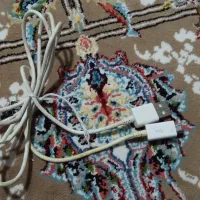 شارژر و هندزفری