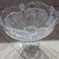 تعدادی لوازم و ظروف پذیرایی