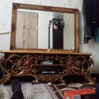 میز تلوبزیون و آینه با قاب