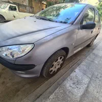 206 SD   V8