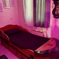 تخت کشتی سالم و تمیز