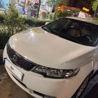 کیا سراتو 2000