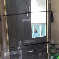 آینه درآور و کمد لباس