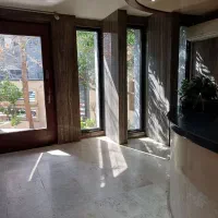 ۱۳۰متر لوکیشن خوب* ۲پارکینگ