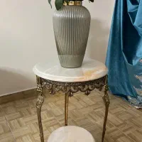 میز برنزی