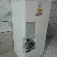 آبگرمکن دیواری، منبعی، گازی