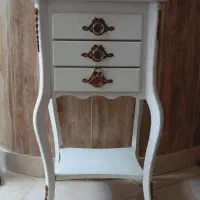 میز تلفن سفید در حد نو