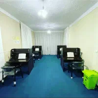 میز و صندلی مناسب مطالعه و سالن کنفرانس و انتظار