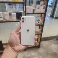آیفون ۱۱ نرمال ۱۲۸ گیگ سفید zaa