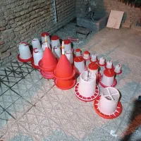 آب خوری ودان خوری بزرگ و کوچک برای مرغ