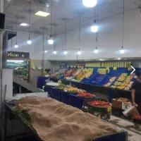 واگذاری 100 متر میوه فروشی با تمام لوازم/ظفر