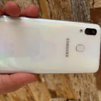 سامسونگA40رم4حافظه64