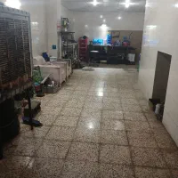 مغازه ۱۰۰متری
