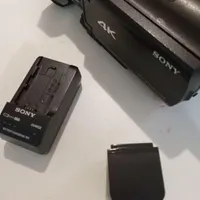 دوربین فیلمبرداری حرفهای سونی Sony ax100در حد نو