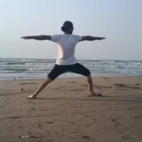 مربی خصوصی یوگا و حرکت اصلاحی