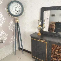 ساعت سه پایه