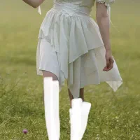 لباس سفید کوتاه