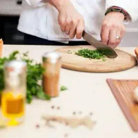 خدمتکار و اشپز