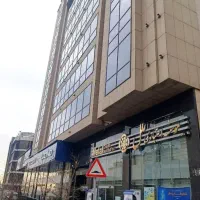 ۲۰۰متر تجاری بر اصلی