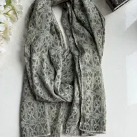 شال و روسری ویژه حراجی
