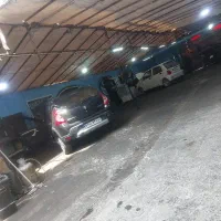 نگهبان و شاگرد باطری ساز