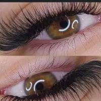 نیازمند مژه کار و ناخن کار همراه با مشتری