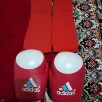 دستکش بوکس و ساق بند کیک بوکس