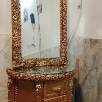 اینه ومیز