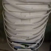 سطل پنیر و رنگ وظرف حلوا
