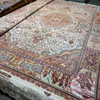فرش دستبافاصفهان خریداریمرزداران تبریزابریشممشاوره