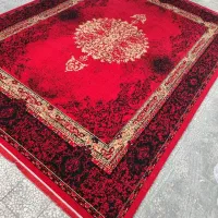 فرش قرمز