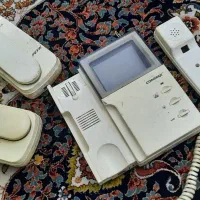تعدادی آیفون