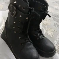بوت دخترانه در حد نو سایز ۳۱