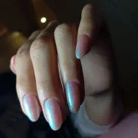 کاشت ناخن و آموزش کاشت ناخن