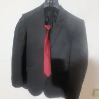 کت و شلوار به همراه کراوات