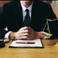 وکیل پایه یک دادگستری و مشاور متخصص حقوقی