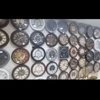 سه دهنه نمایشگاه ساعت مقابل بیمارستان سوختگی