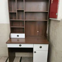 میز کامپیوتر وکتابخانه