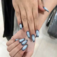 کاشت ناخن نصف قیمت به مدت محدود
