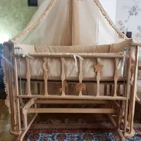 تخت نوزادی