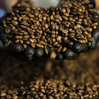 ویتامینه بستنی سید مهدی نیازمند کارگر