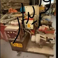 ( معامله )قیچی بتونیر تخته بنای سنگبر بالابر میکسر