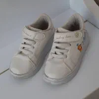 وسایل بچگانه کتونی شلوارجین شلوارک جین کوله روگوشی