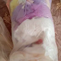 مقداری پارچه توری