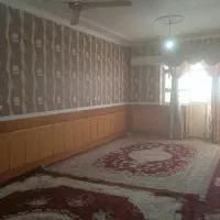 کاغذ دیواری تلویزیون ۲۱ اینچ و فرش دسته دو