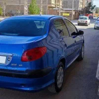 پژو 206