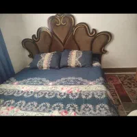 تختخواب دونفره و کمد لباس جادار